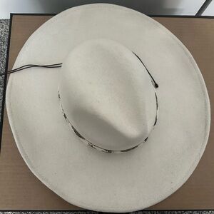 Nikki Beach - Women’s Wool Hat